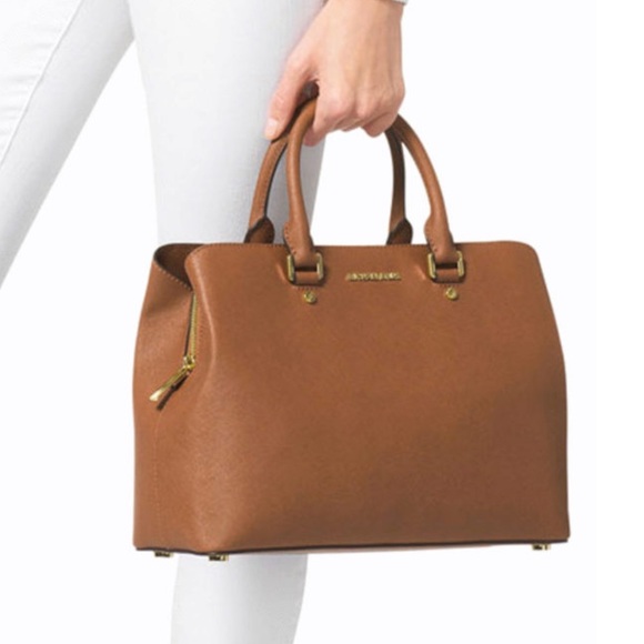 Michael Kors Savannah Leather Tote - Picture 4 of 11